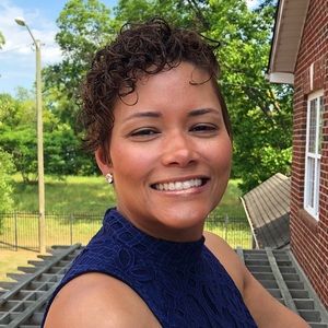 Meet your Posher, Rhawnie